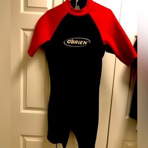 Wet SuitO'Brien Boy’s Black Red Short Sleeve Shorty One Piece Size Medium